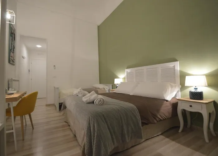 Bed and Breakfast Just Sleep Napoli